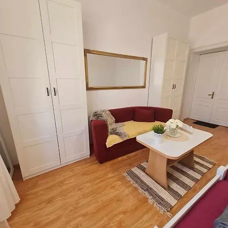 Arena - Atraktivan Stan!!! * 普拉